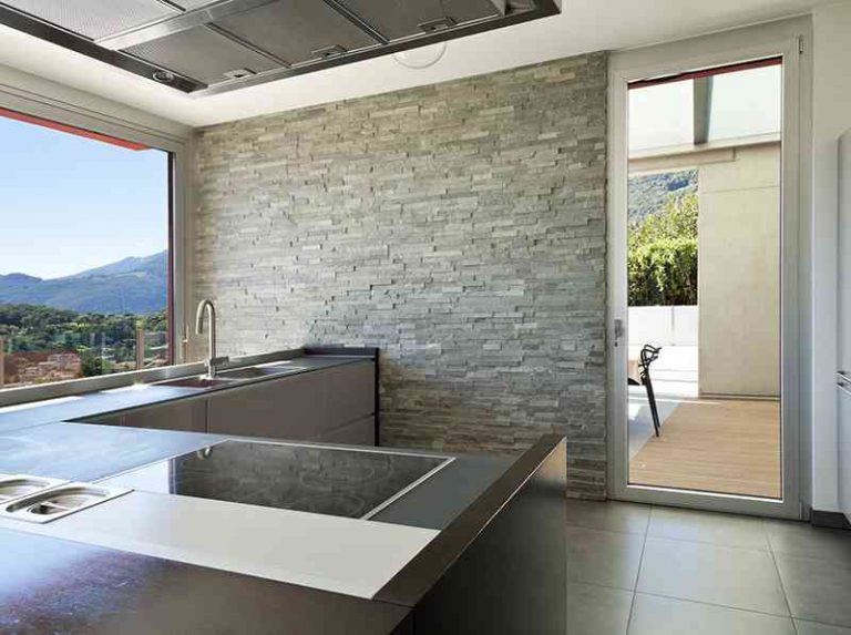 Pinnacle Apartment